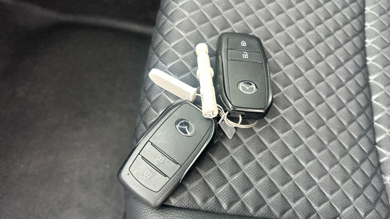 Mazda 2 Hybrid 1.5i Hybrid Homura Plus 5dr CVT Hybrid Hatchback
